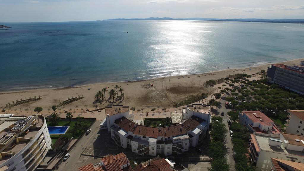 Inmosantos Oasis A5 Apartment Росес Екстериор снимка