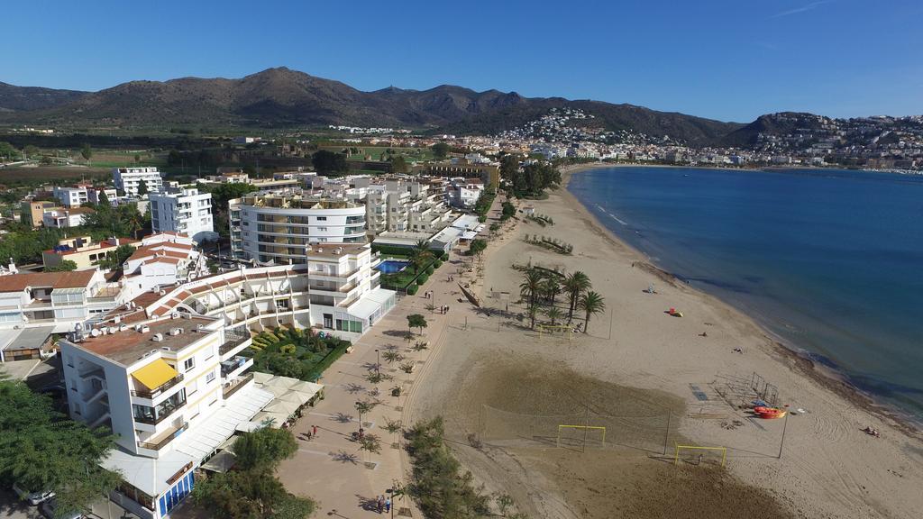 Inmosantos Oasis A5 Apartment Росес Екстериор снимка