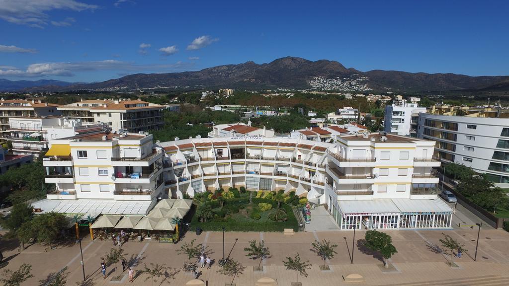 Inmosantos Oasis A5 Apartment Росес Екстериор снимка